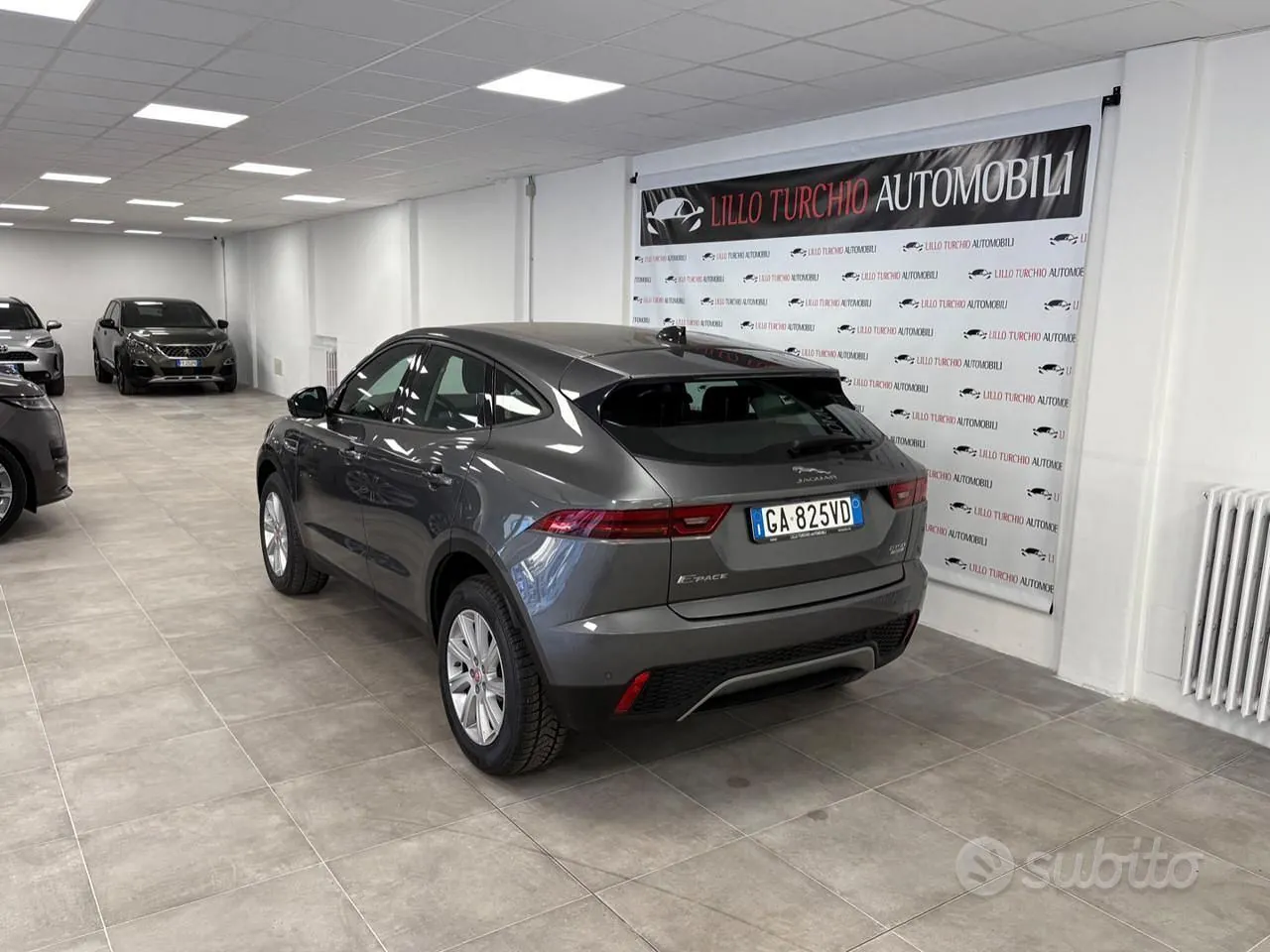 Jaguar E-Pace 2020 photo 4