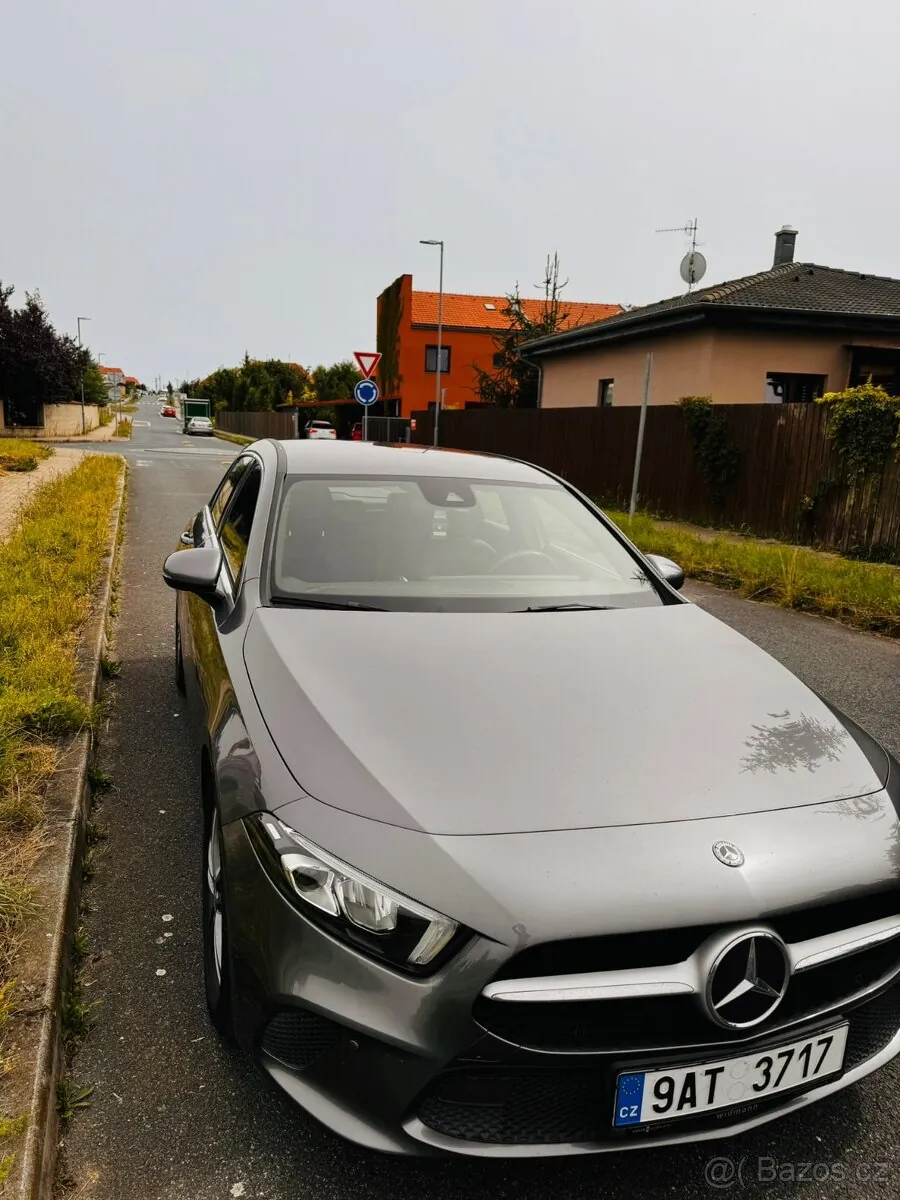 Mercedes-Benz A-Class 2018 photo 4