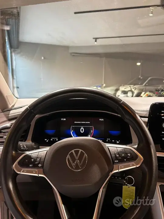 Volkswagen T-Roc 2023 photo 4