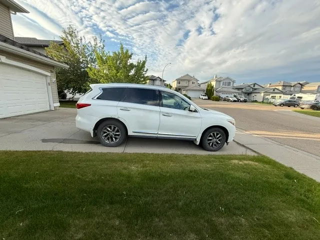 Infiniti Jx35