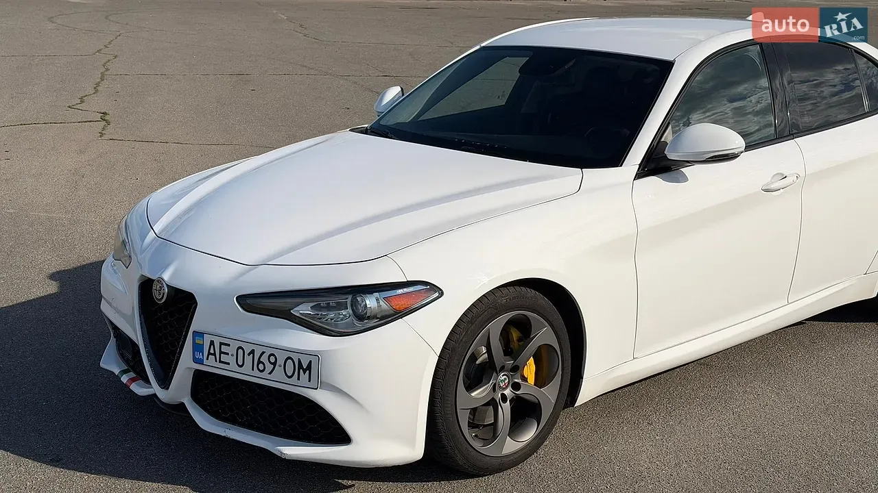 Alfa Romeo Giulia 2017 photo 3