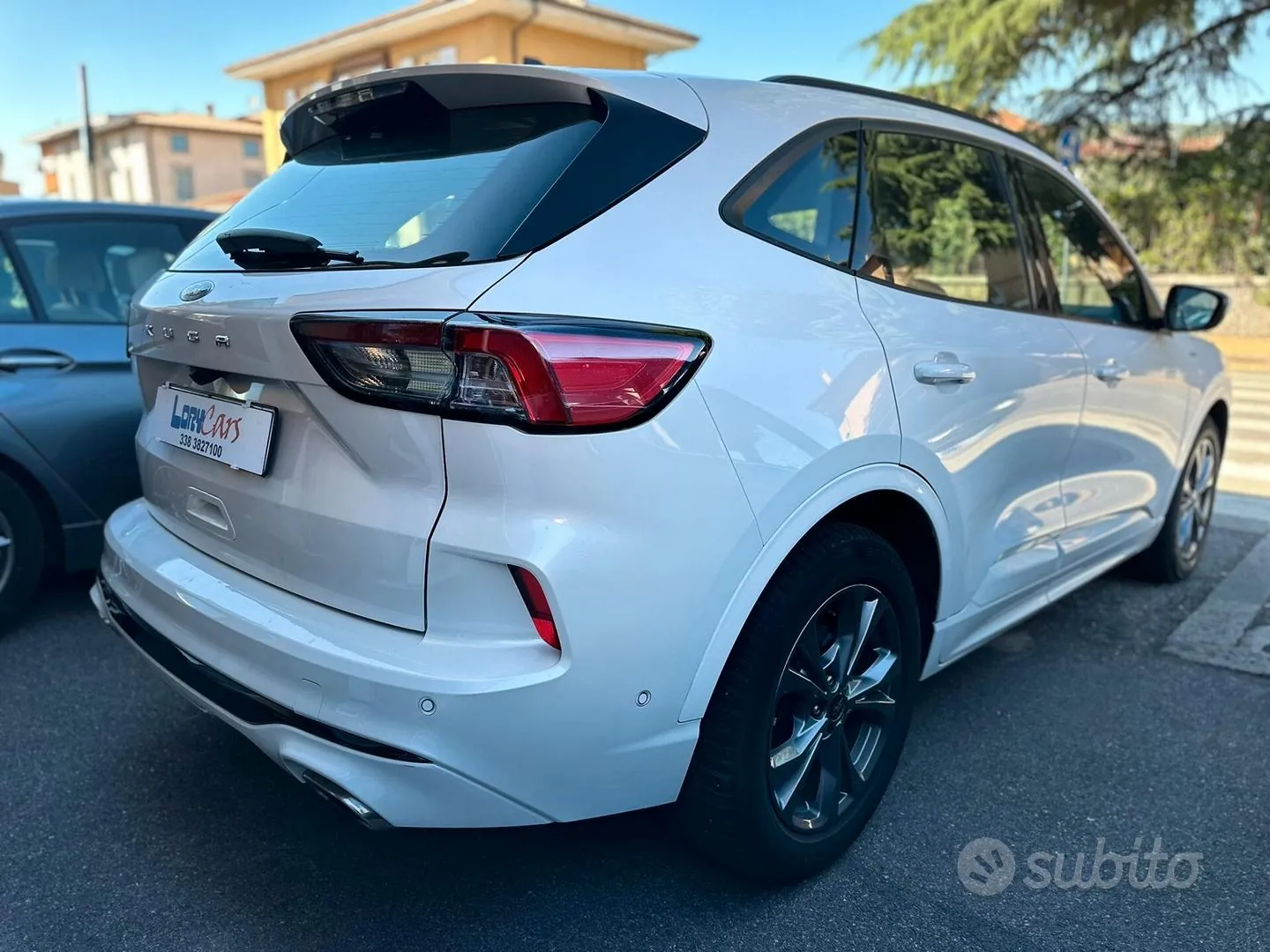 Ford Kuga 2022 photo 2