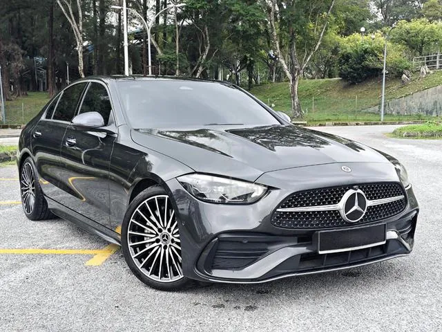 Mercedes-Benz C300
