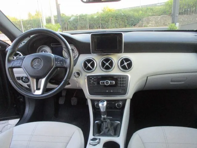Mercedes-Benz A 180 Cdi Sport 2015 photo 5