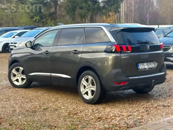 Peugeot 5008 2020 photo 4