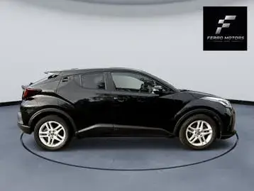 Toyota C-Hr 2023 photo 2