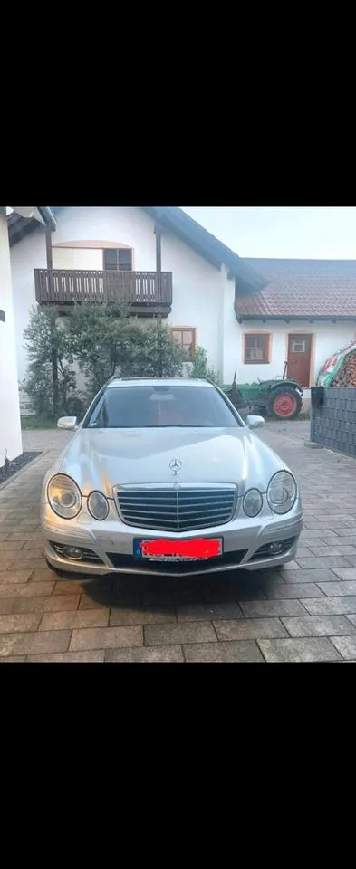 Mercedes-Benz E 280