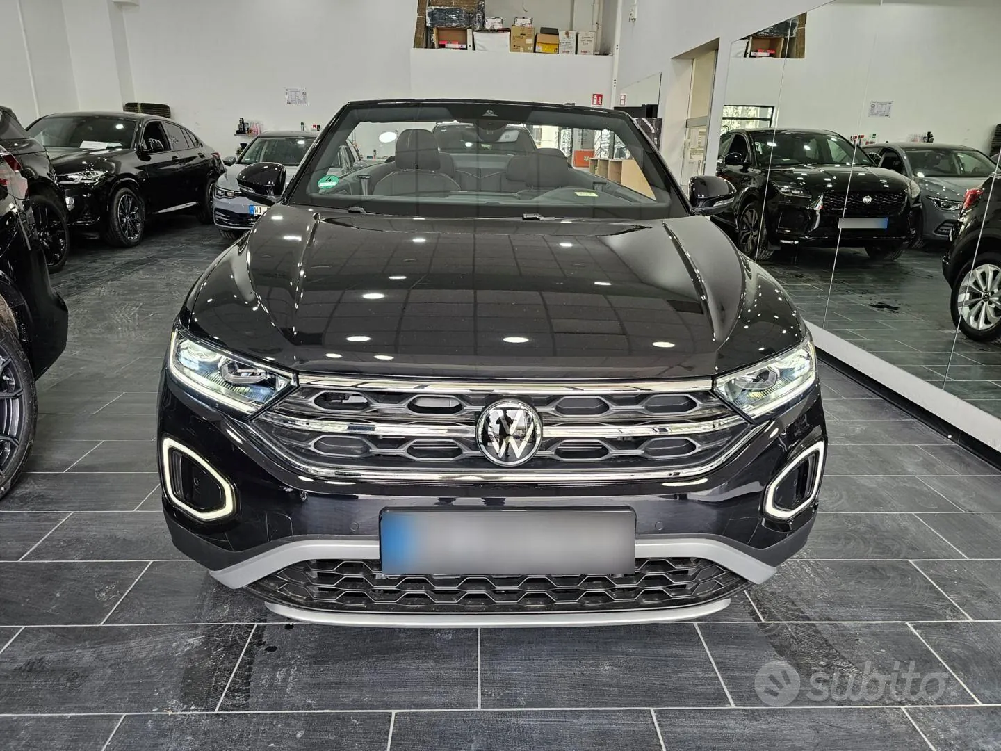 Volkswagen T-Roc 2023 photo 3