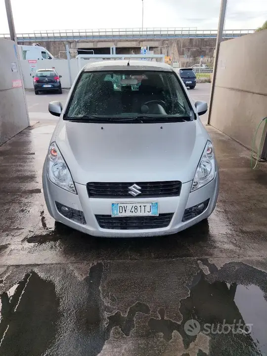 Suzuki Splash 2009 photo 4