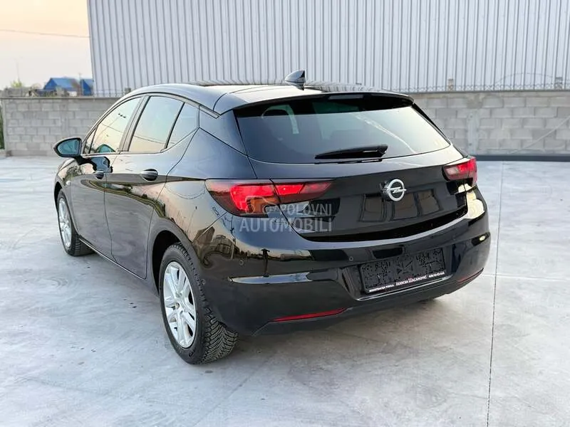 Opel Astra K 2019 photo 5