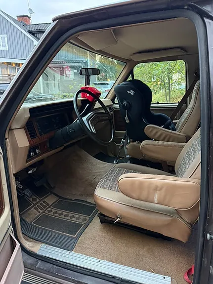 Ford F-150 1987 photo 3