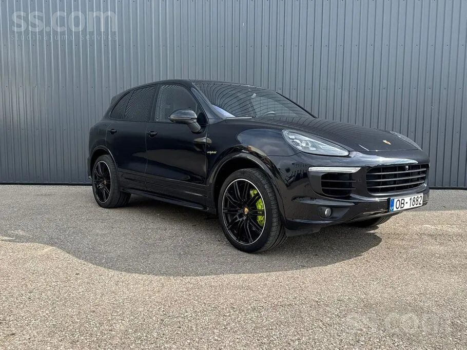 Porsche Cayenne 2017 photo 2