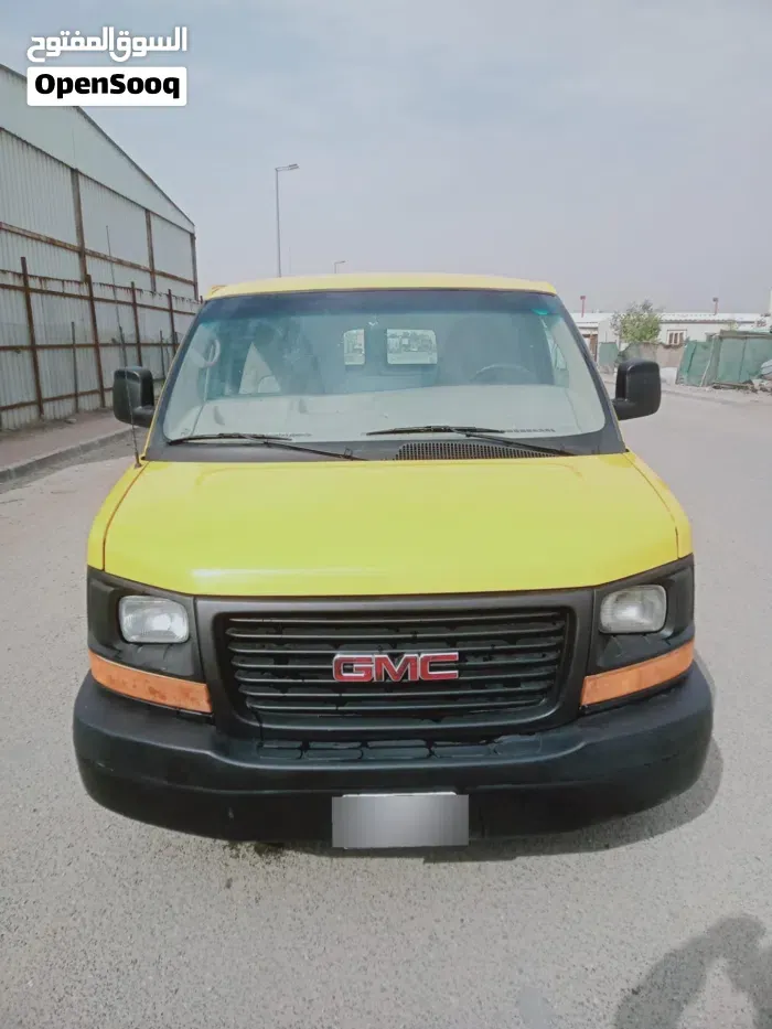 GMC Savana 2014 photo 2