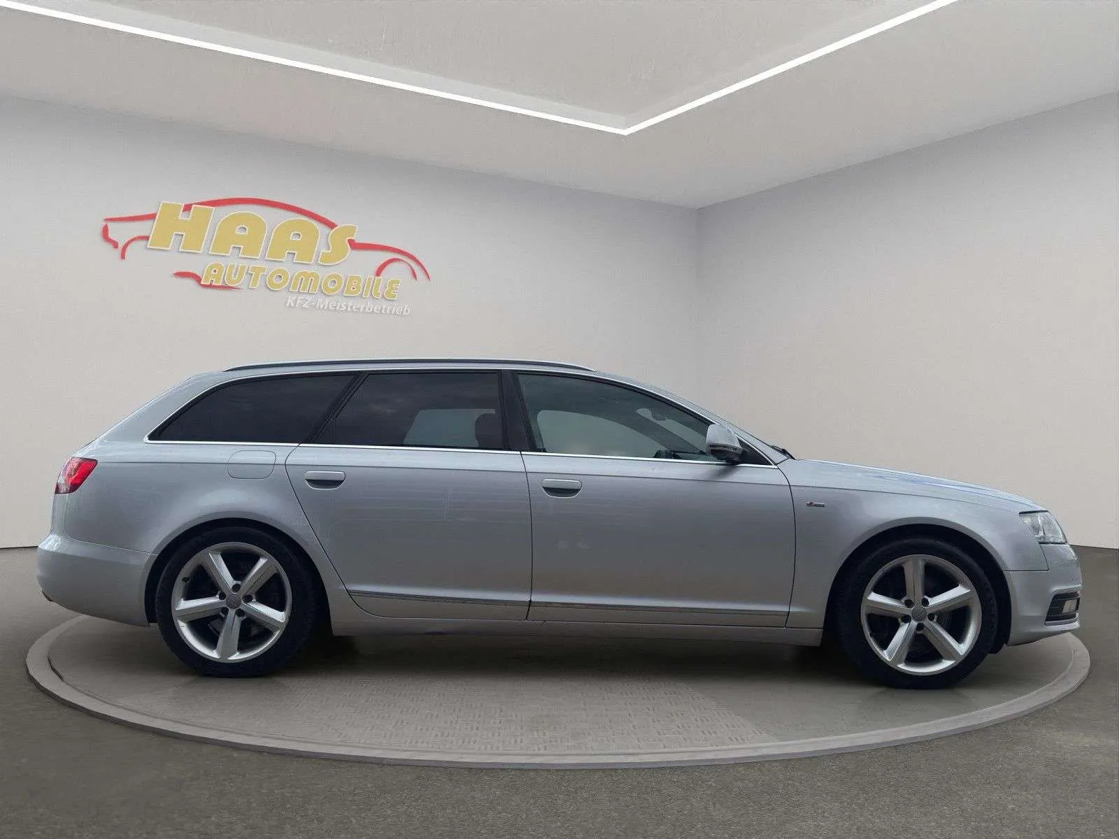 Audi A6 Avant 2011 photo 4