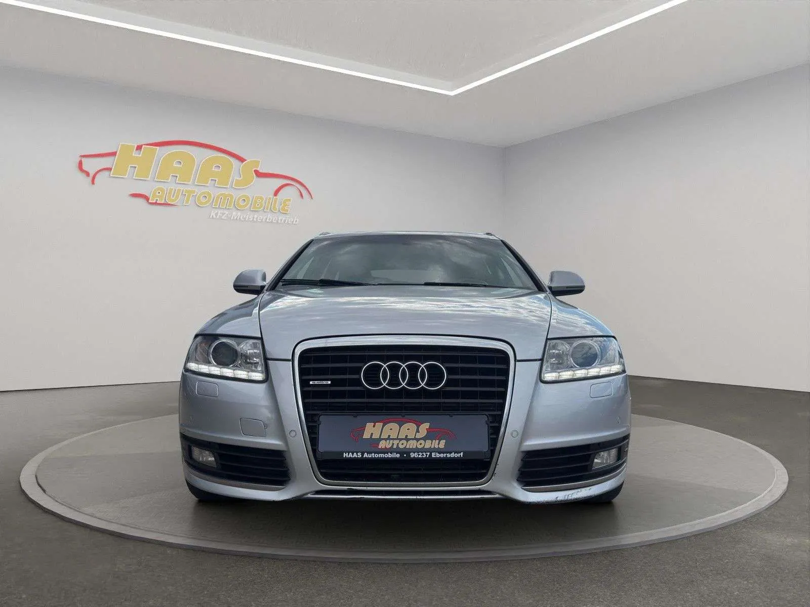 Audi A6 Avant 2011 photo 2