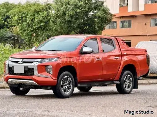 Mitsubishi Triton 2022 photo 2