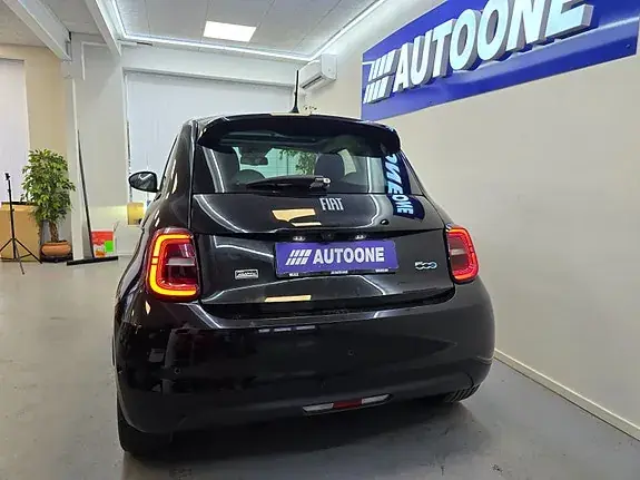 Fiat 500E 2021 photo 4