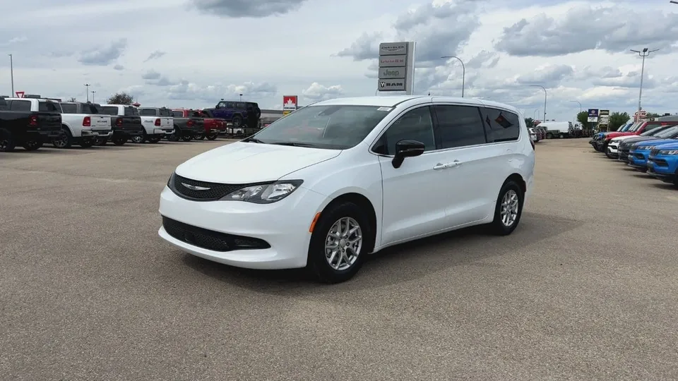 Chrysler Grand Caravan 2027 photo 3