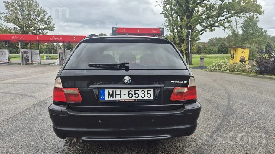 BMW 330 2005 photo 3
