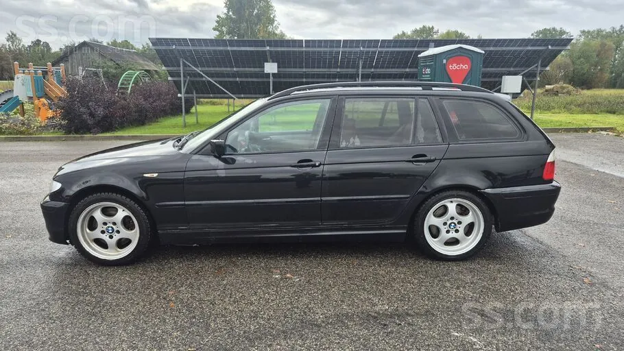 BMW 330 2005 photo 2