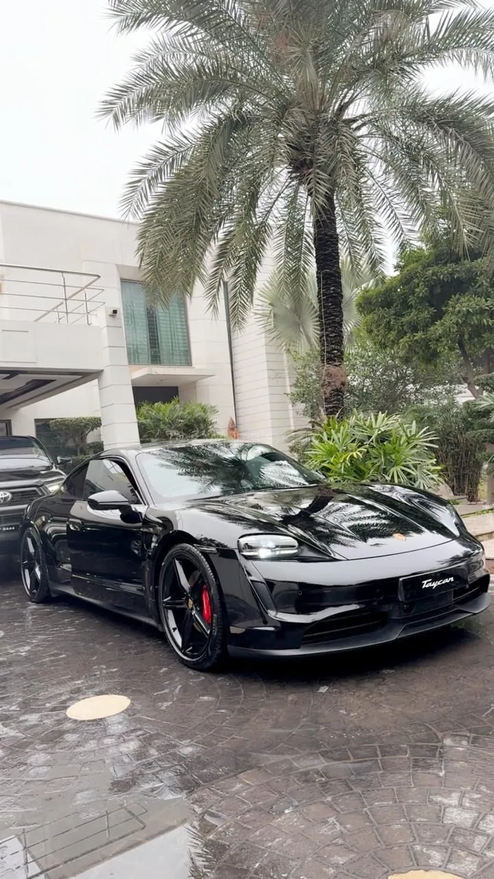 Porsche Taycan