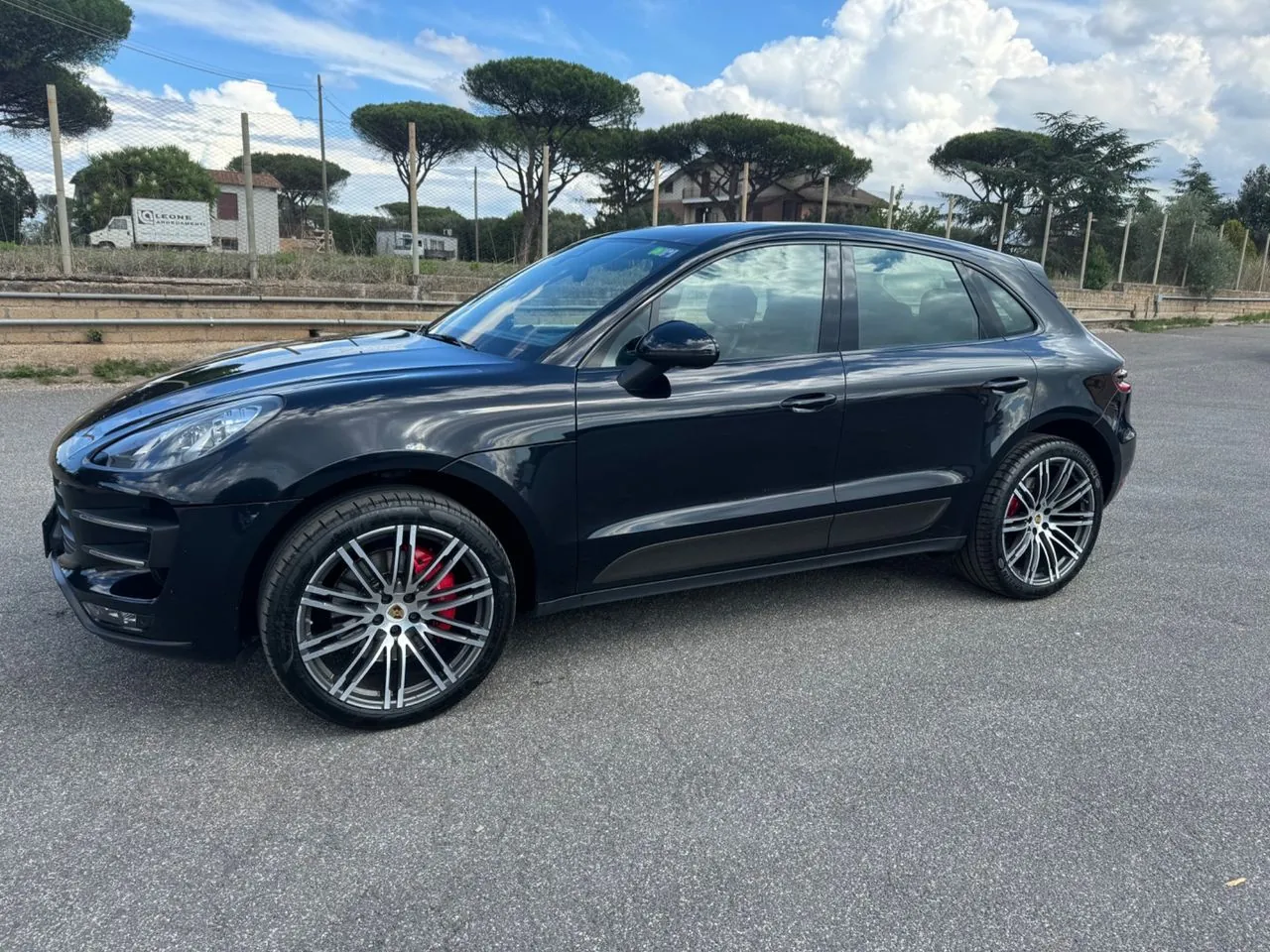 Porsche Macan 2015 photo 2