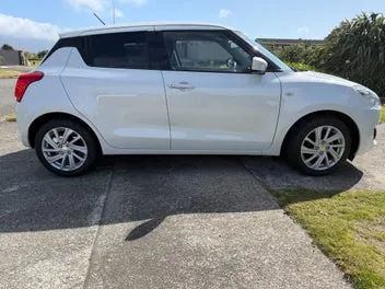 Suzuki Swift 2023 photo 5