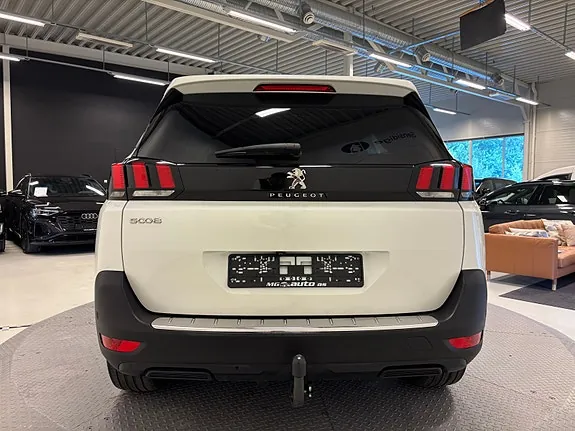 Peugeot 5008 2023 photo 4