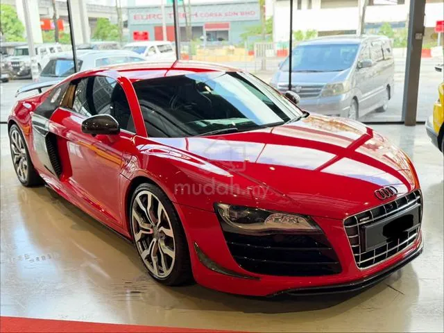 Audi R8