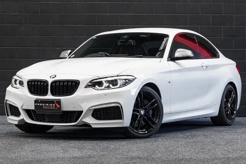 BMW M240I