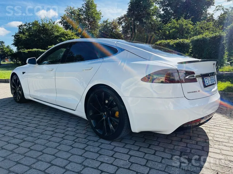 Tesla Model S 2019 photo 3