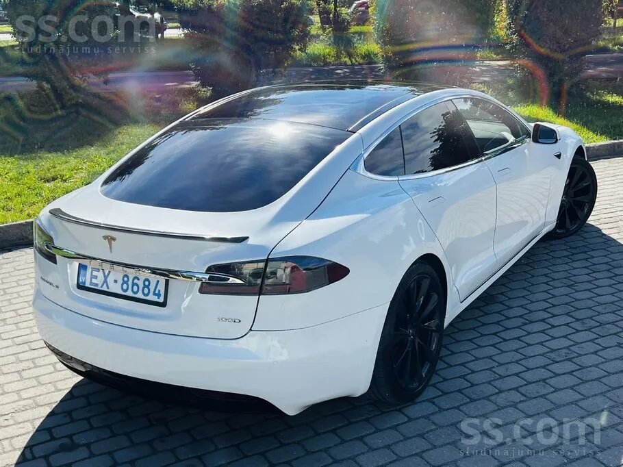 Tesla Model S 2019 photo 4