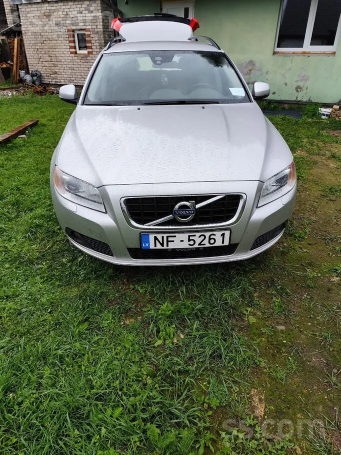 Volvo V70 2013 photo 5