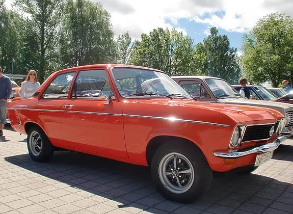 Opel Ascona 1975 photo 4