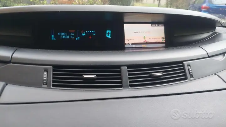Renault Espace 2007 photo 2