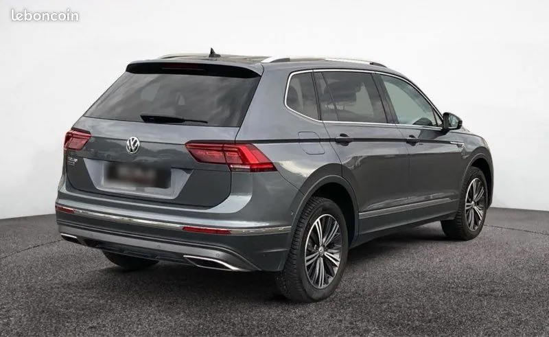 Volkswagen Tiguan Allspace 2021 photo 2