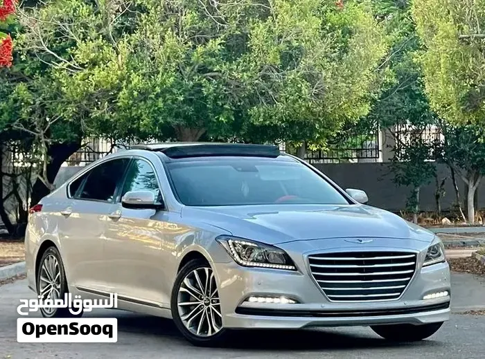 Genesis G80 2016 photo 2