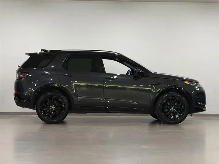 Land Rover Discovery Sport 2025 photo 3
