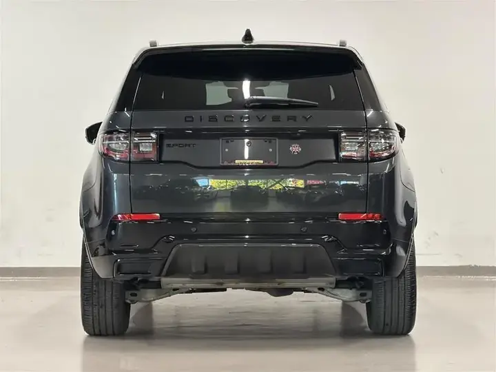 Land Rover Discovery Sport 2025 photo 5