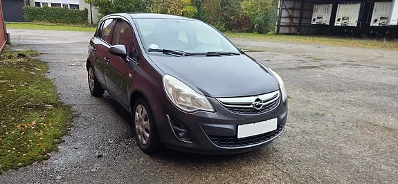 Opel Corsa 2011 photo 2