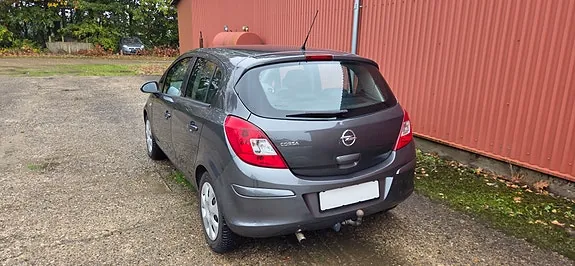 Opel Corsa 2011 photo 4