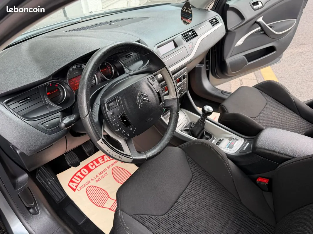 Citroen C5 2013 photo 4