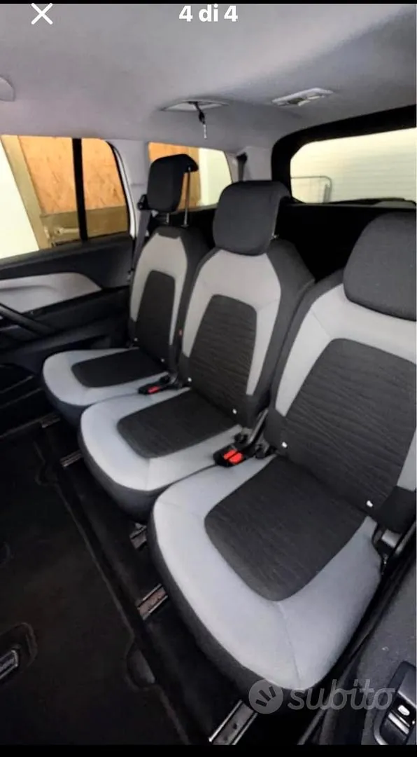 Citroen Grand C4 Picasso 2015 photo 2