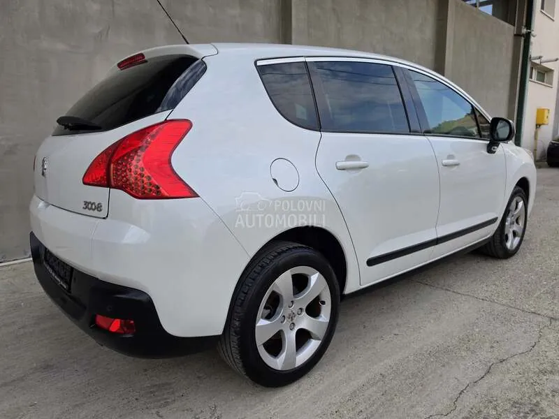 Peugeot 3008 2010 photo 5