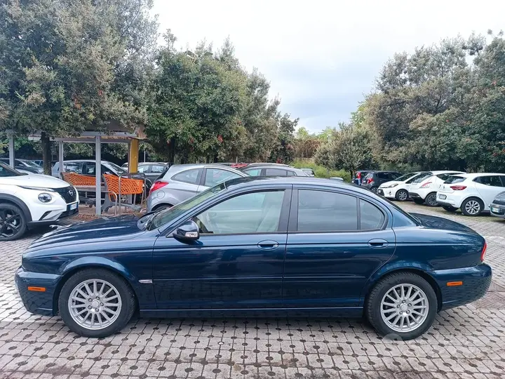 Jaguar X-Type 2009 photo 5