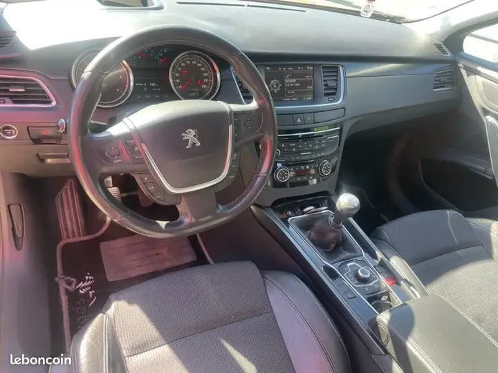 Peugeot 508 2012 photo 3