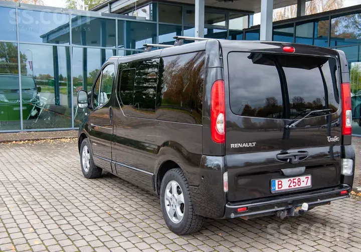 Renault Trafic 2012 photo 4