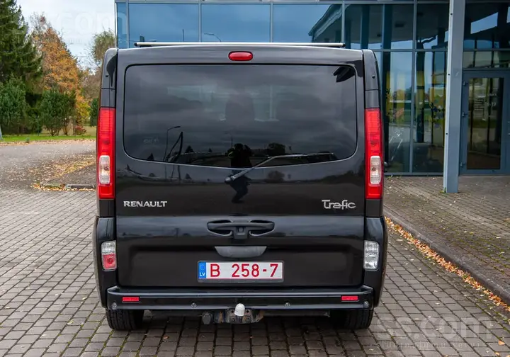 Renault Trafic 2012 photo 5