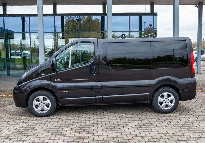 Renault Trafic 2012 photo 3