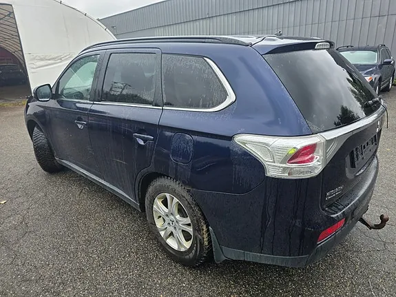 Mitsubishi Outlander 2013 photo 4